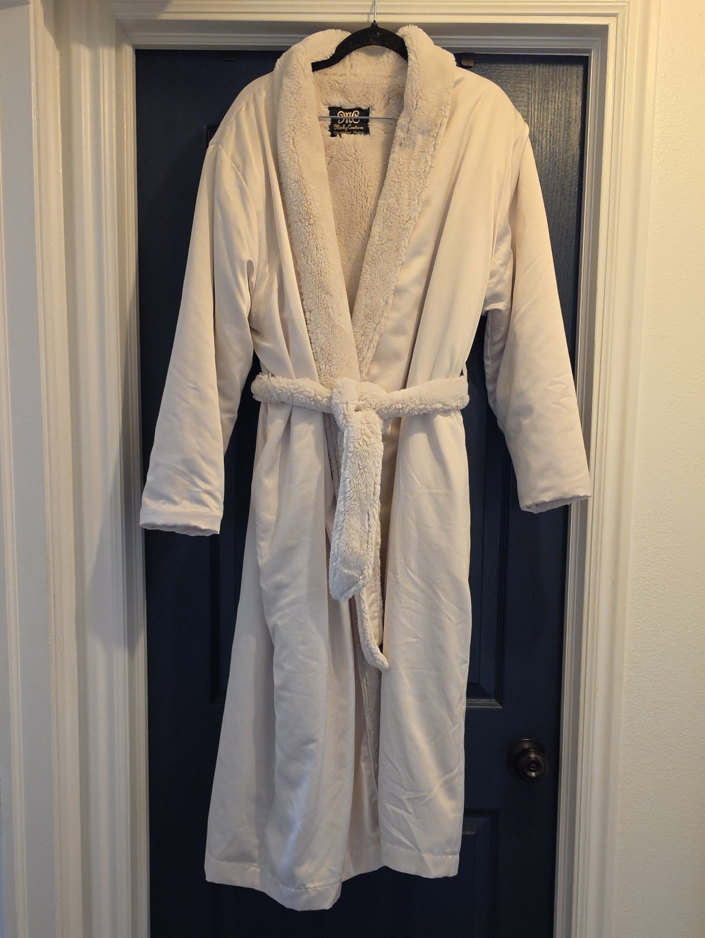 Minky Couture Women's Small Luxurious Ivory Plush Shawl-Collar W/tie